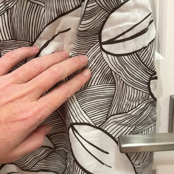 Emily and Fin dress size M - Picture 5 of 5